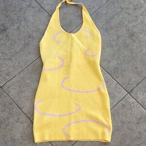 NWOT.. Yellow Halter Dress with Pink Accents